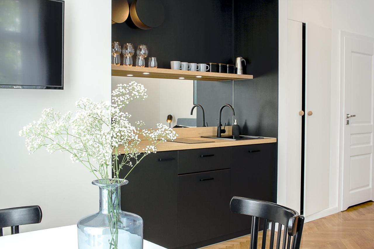 Wanderlust Apartments Krakow Luaran gambar