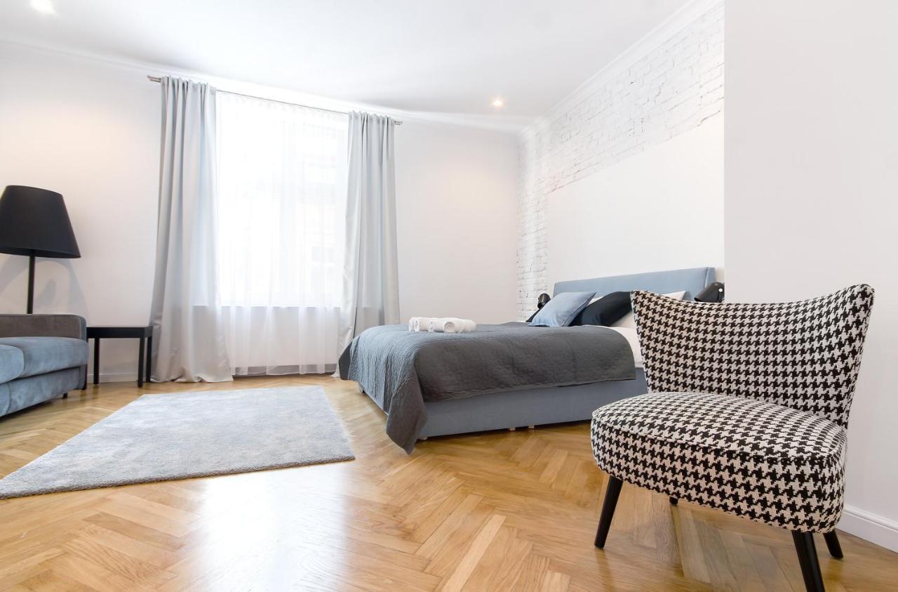 Wanderlust Apartments Krakow Luaran gambar
