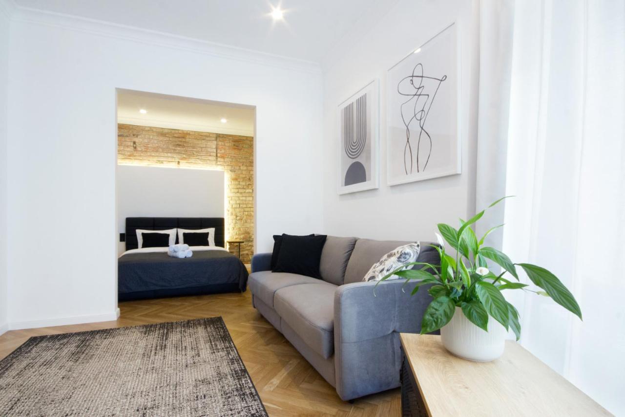 Wanderlust Apartments Krakow Luaran gambar